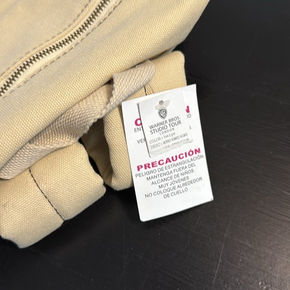 Universal parks, Harry Potter Hogwarts railways backpack NWT - Picture 2 of 9